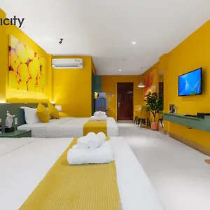 Apartment Cubicity Metro House
