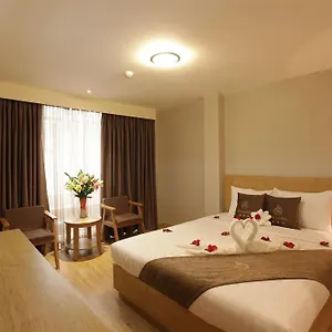 Minh Tam & 3/2 Hotel 3*
