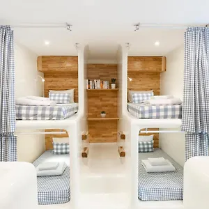 Poshtel Hostel *