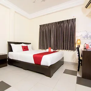 Reddoorz Near Saigon Square Ho Chi Minh City