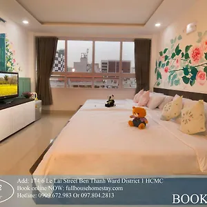 Hotel Full House