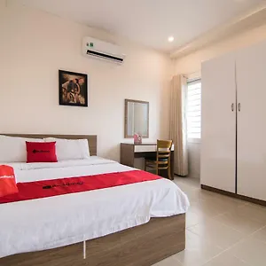 Hotel Reddoorz @ Ba Trung Street Ho Chi Minh City